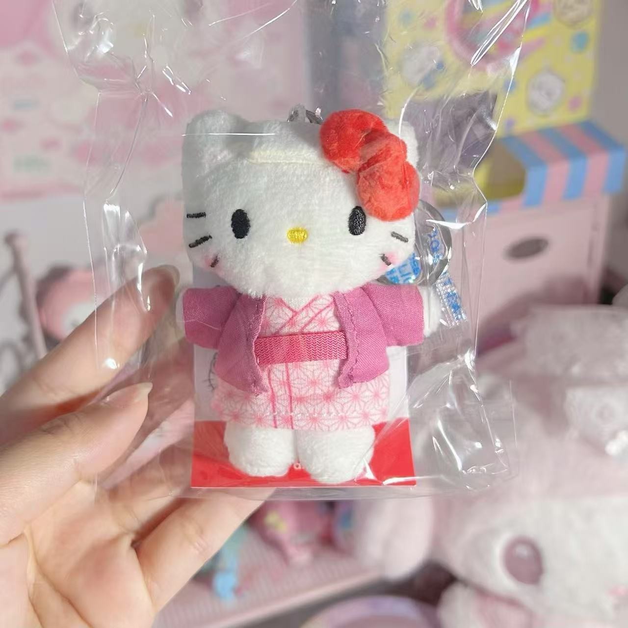 ME Hello Kitty Kimono Keychain