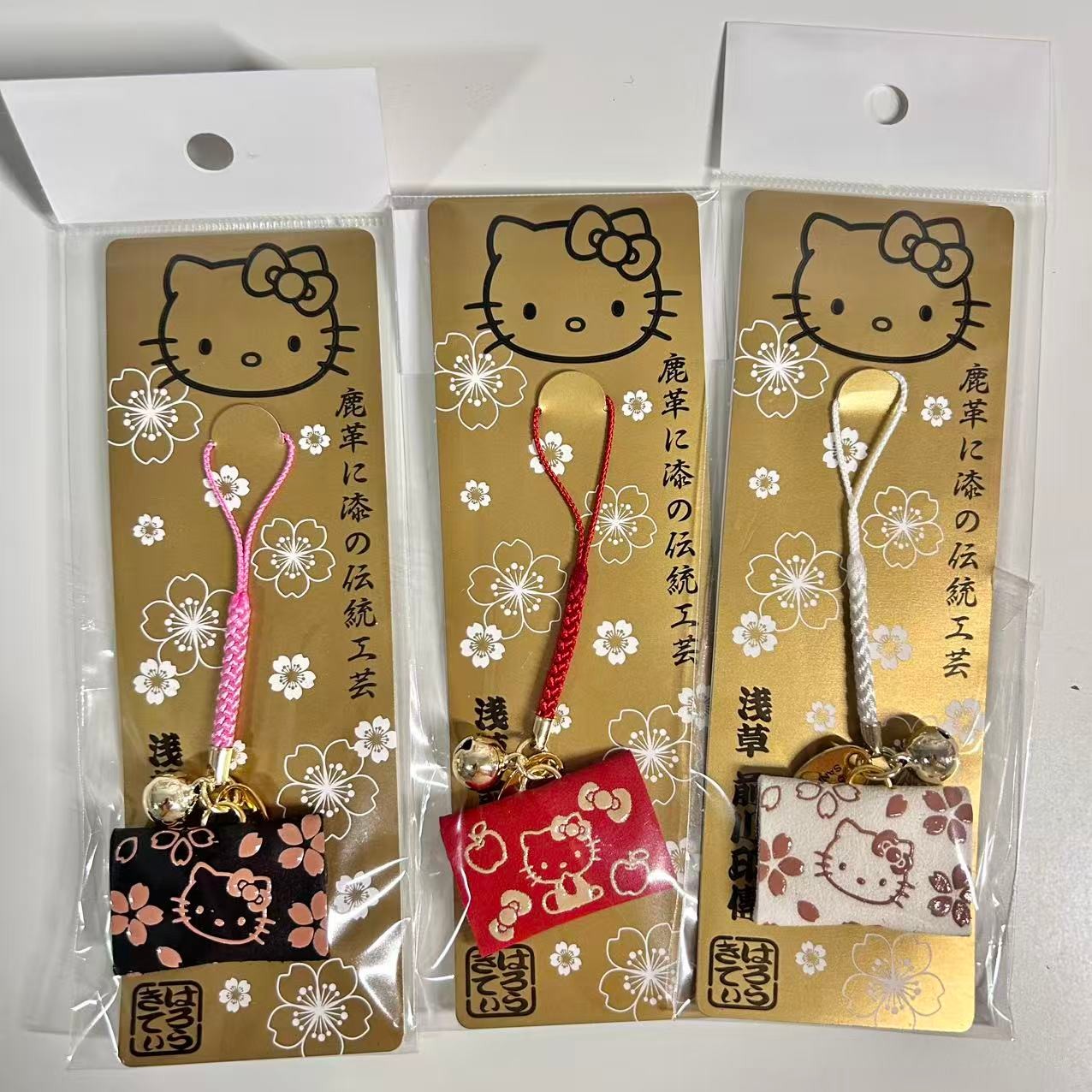 Senso-ji Temple Hello Kitty Pouch Omamori