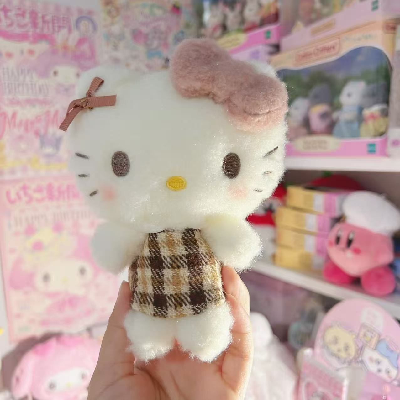 Sanrio Retro Plaid Hello Kitty Mascot