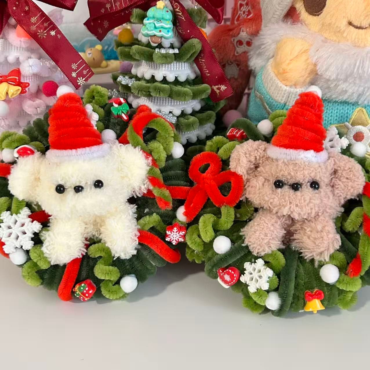 Pipe Cleaner Christmas Puppy Mascot