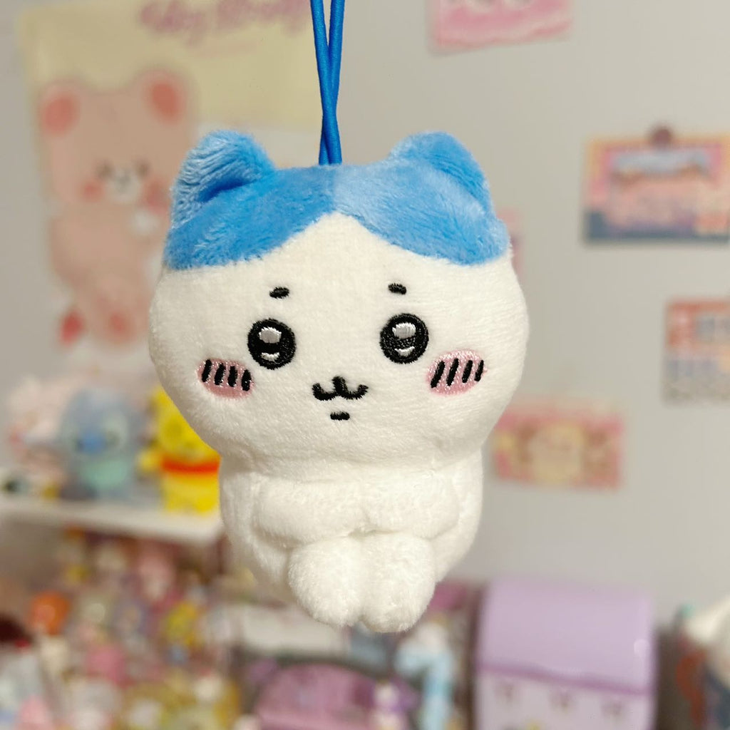 Chiikawa Capsule Toy Sitting Mascot