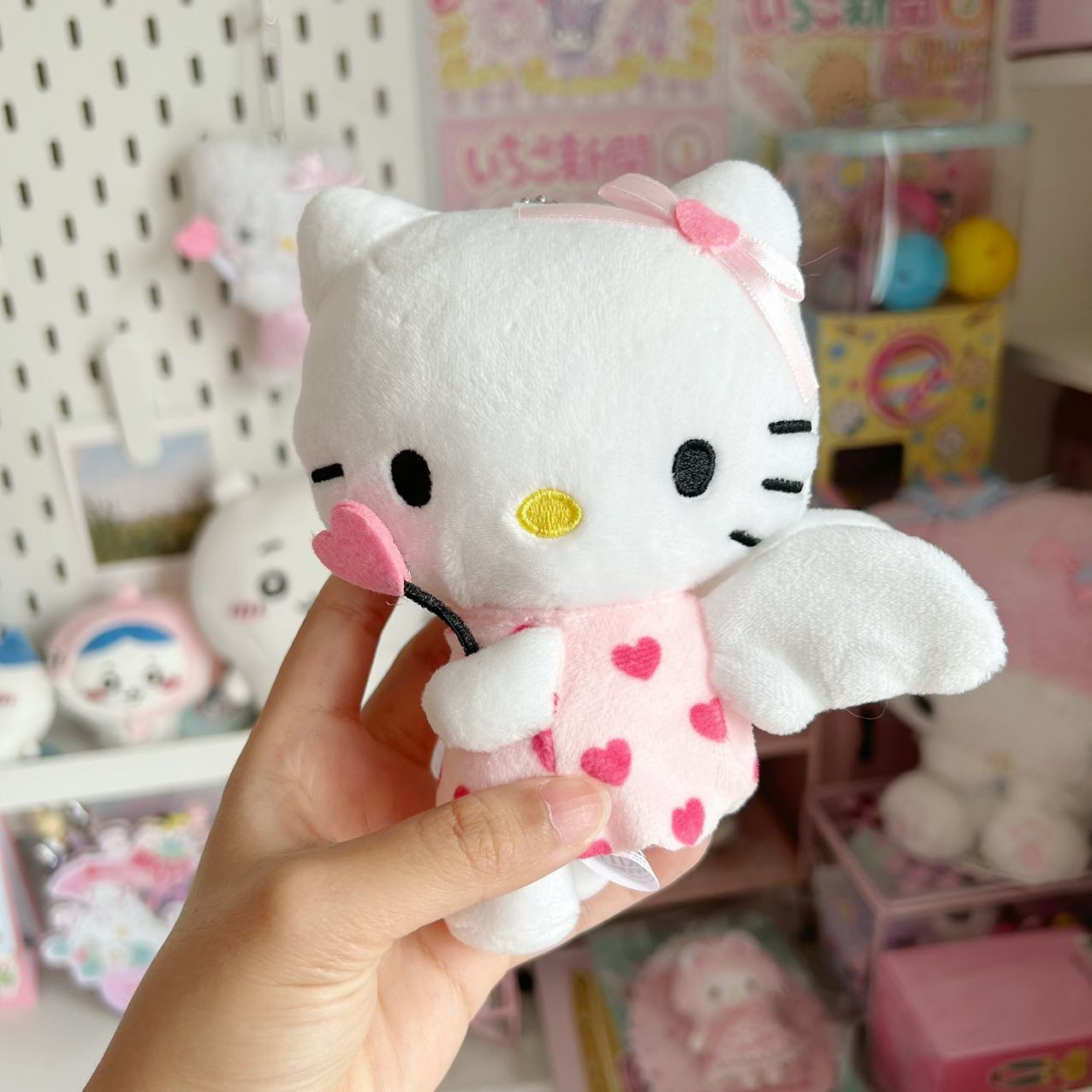 Hello Kitty Heart Polka Dot Mascot