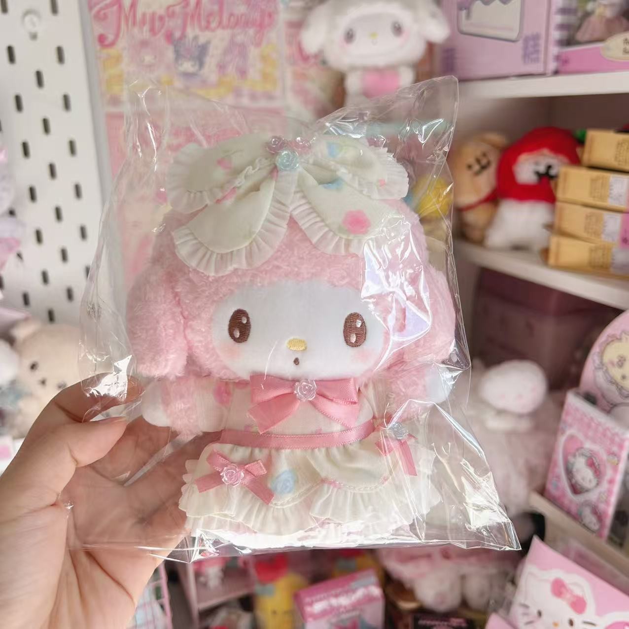 Sanrio Characters Rose Sweet Piano Mascot