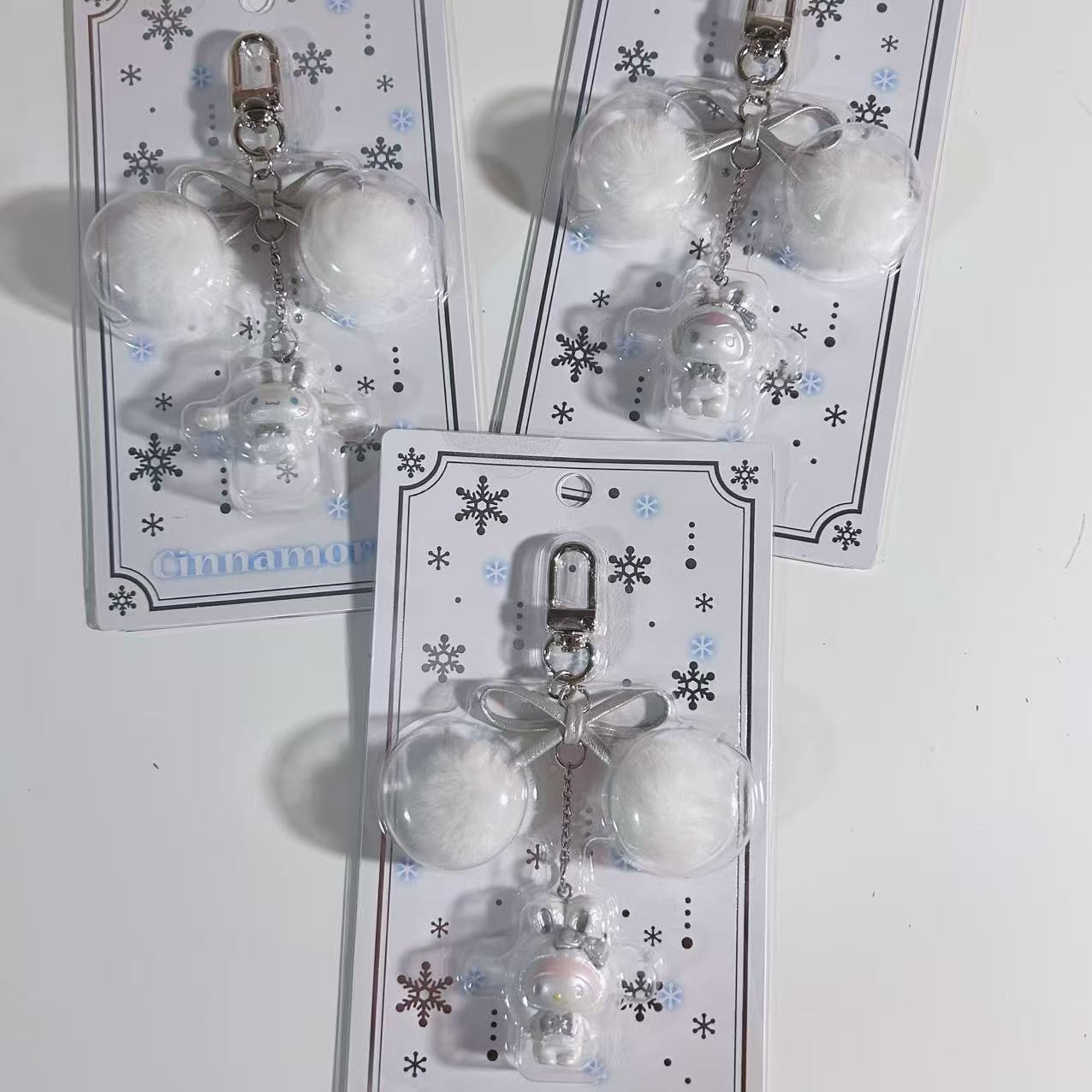 Sanrio Snow Viewing Keychain 2024