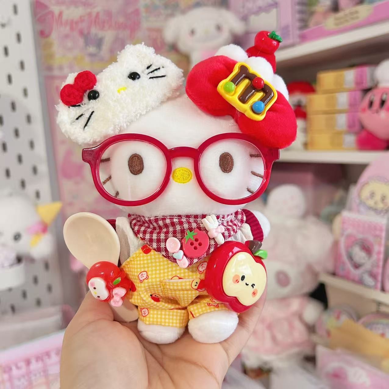 M&M's Hello Kitty Mascot (China Official Reissue Version)